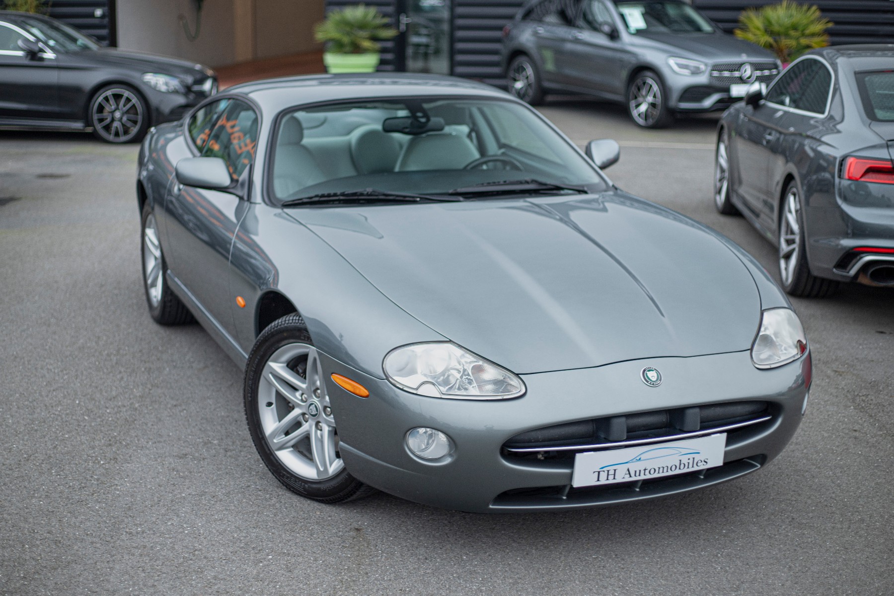 JAGUAR XK8 COUPE 4.2 V8 BVA