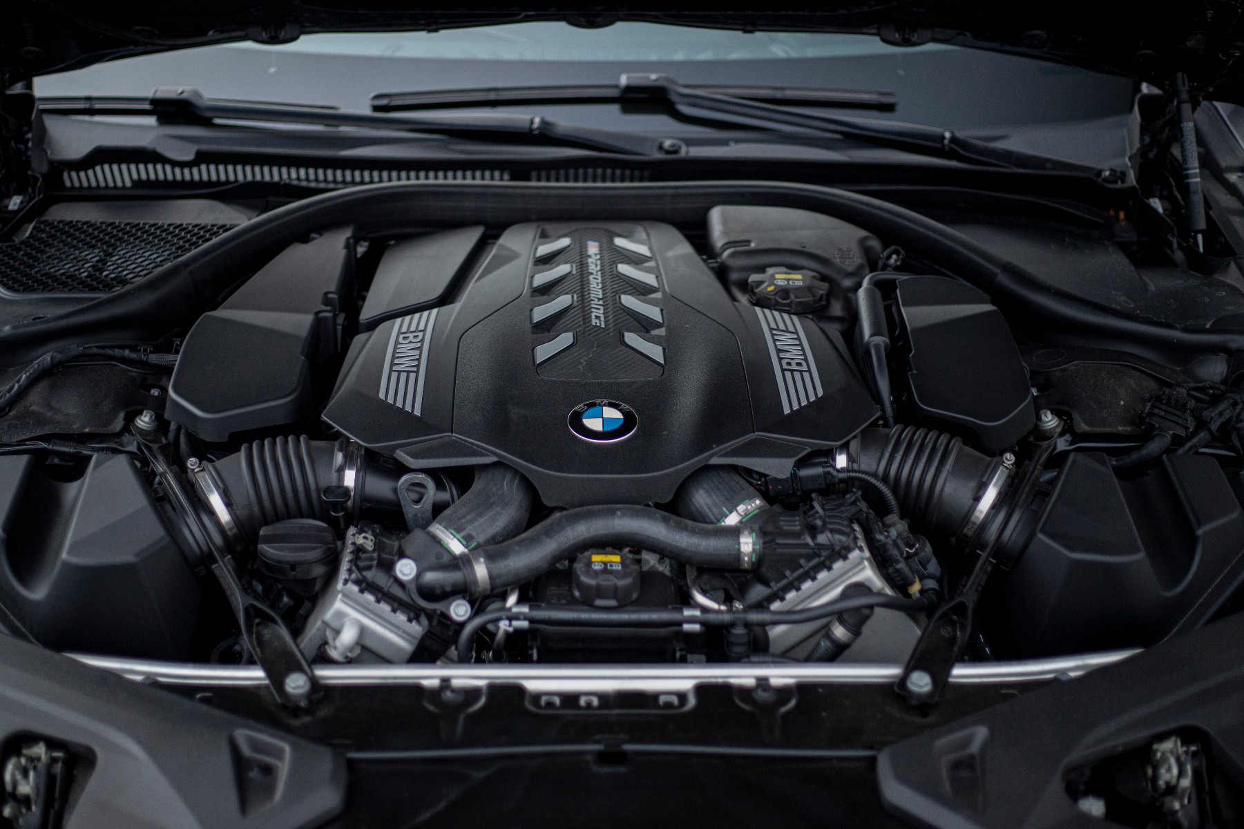 BMW SERIE 8 (G15) M850IA 530 XDRIVE