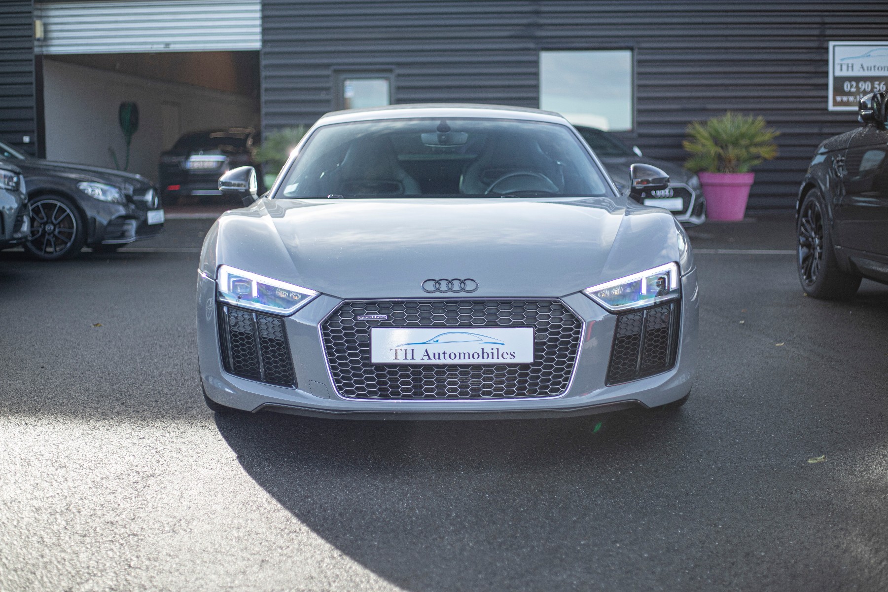 AUDI R8 V10 PLUS 5.2 FSI 610 S TRONIC 7 QUATTRO