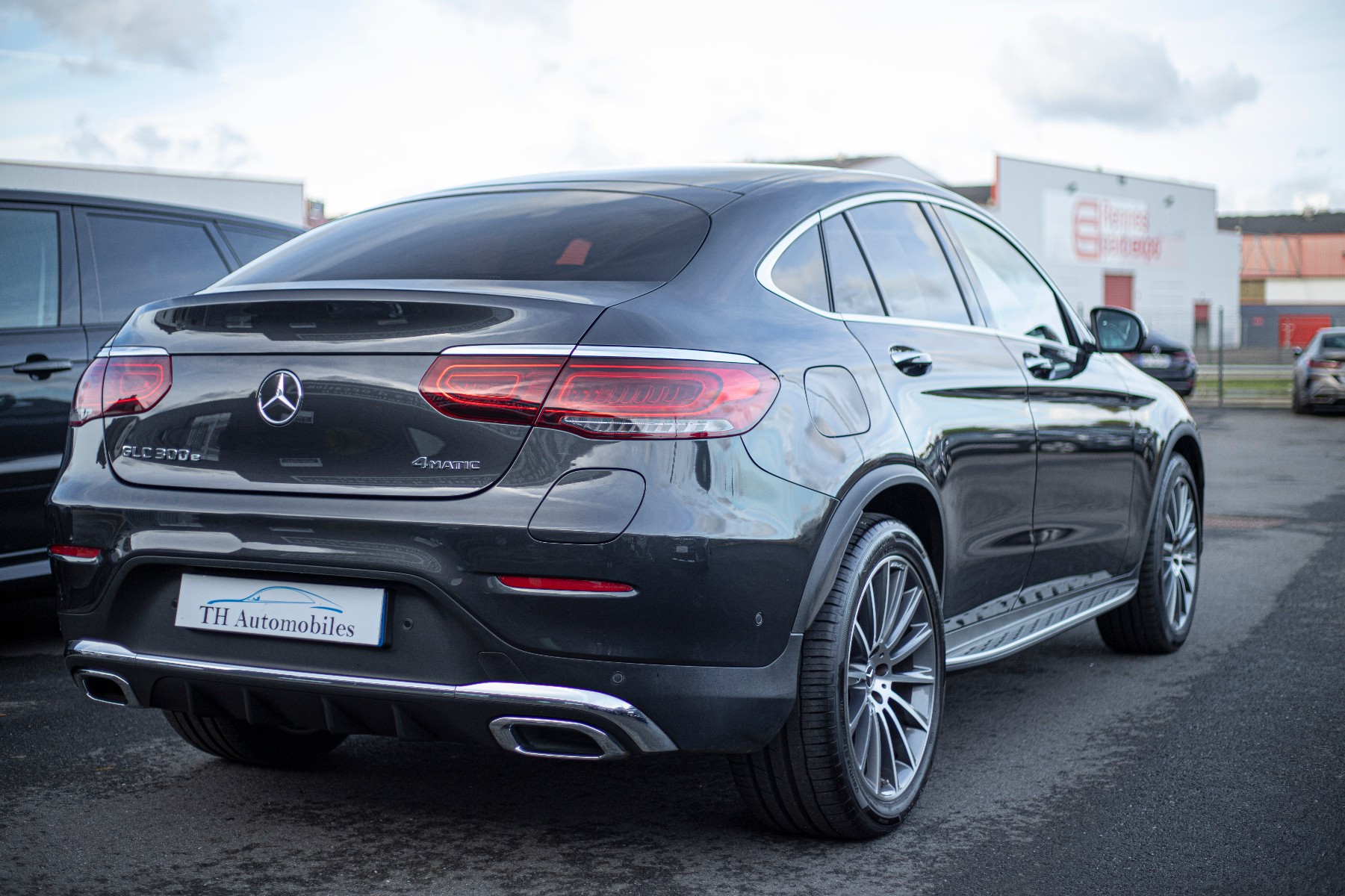 MERCEDES GLC COUPE (2) 300 E 4MATIC AMG LINE 9G-TRONIC