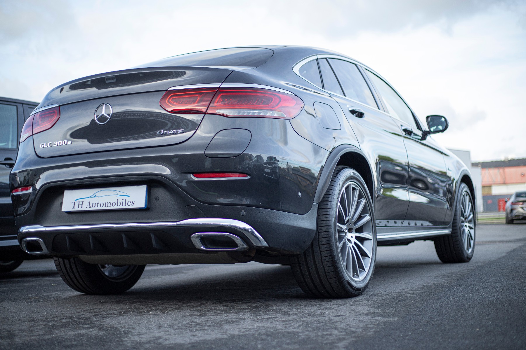 MERCEDES GLC COUPE (2) 300 E 4MATIC AMG LINE 9G-TRONIC