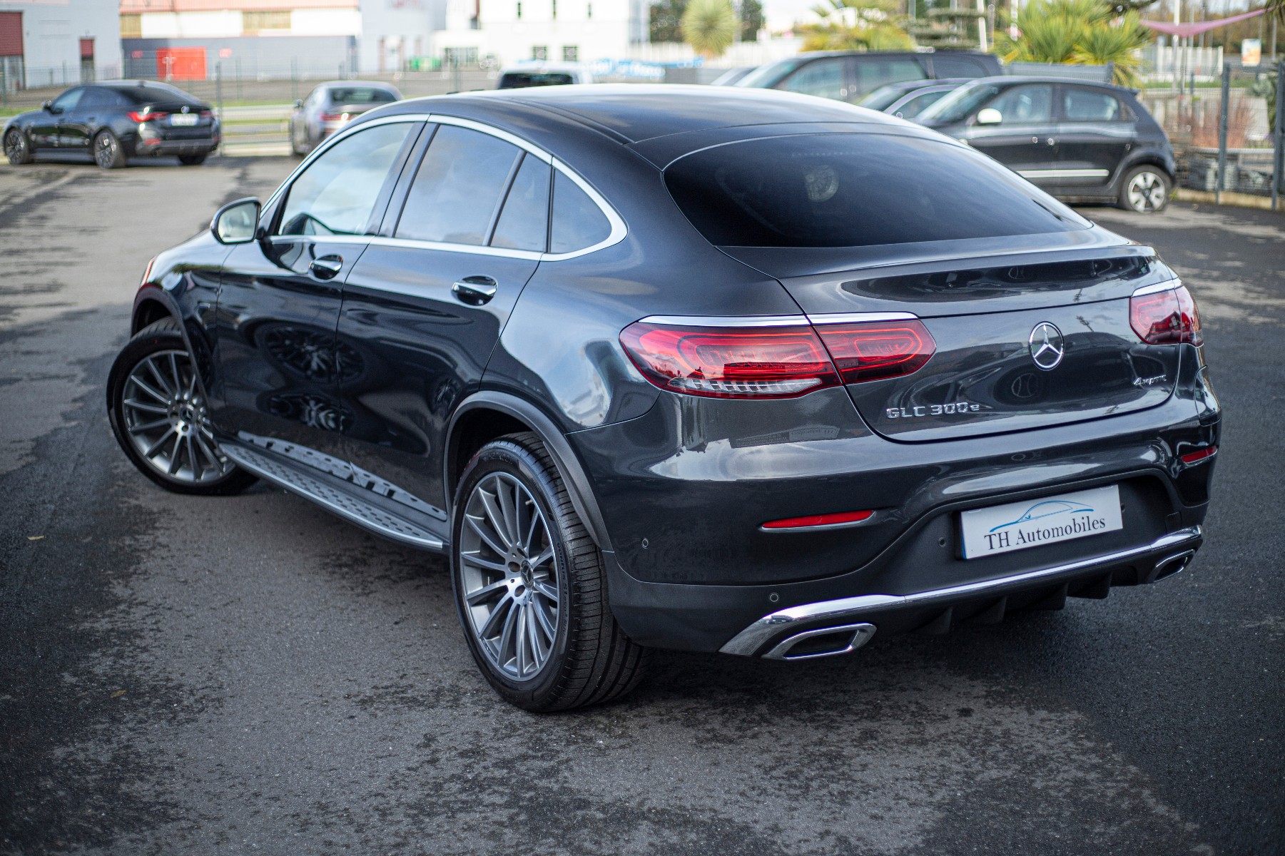 MERCEDES GLC COUPE (2) 300 E 4MATIC AMG LINE 9G-TRONIC