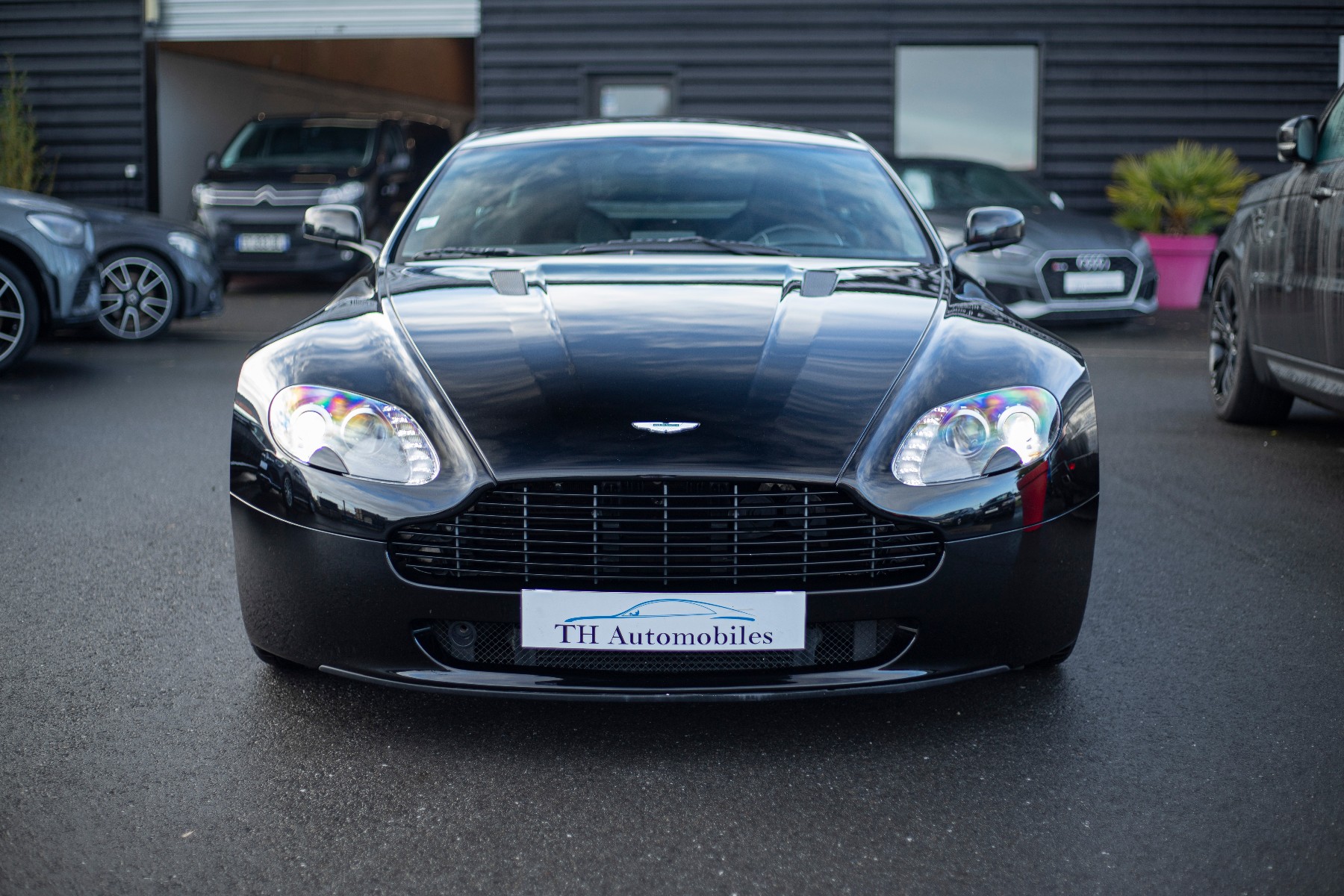 ASTON MARTIN VANTAGE - COUPE V8 SEQUENTIELLE