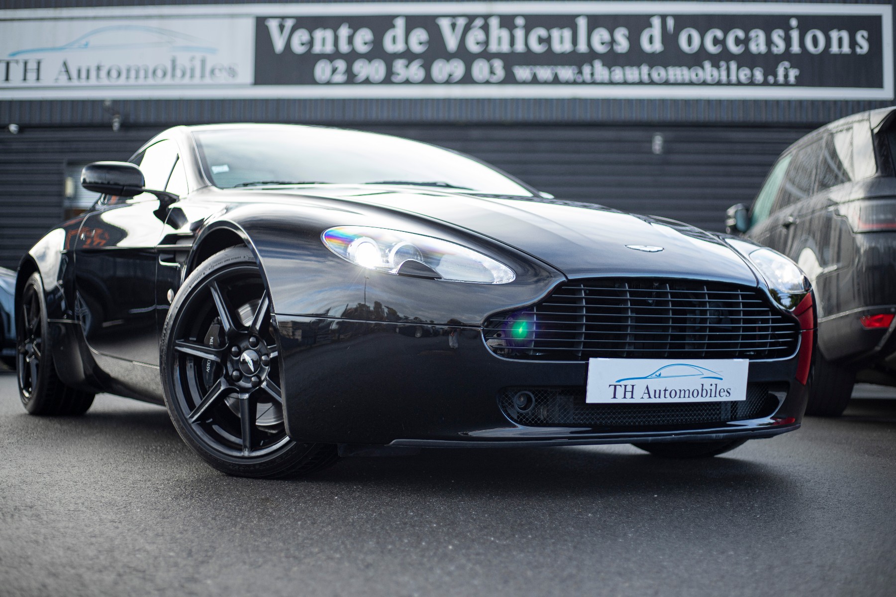 ASTON MARTIN VANTAGE - COUPE V8 SEQUENTIELLE