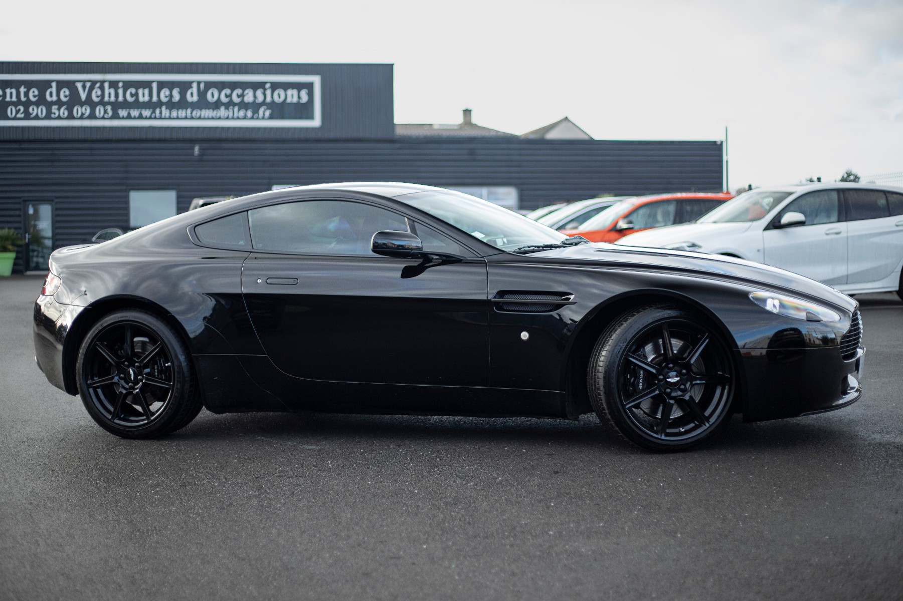 ASTON MARTIN VANTAGE - COUPE V8 SEQUENTIELLE