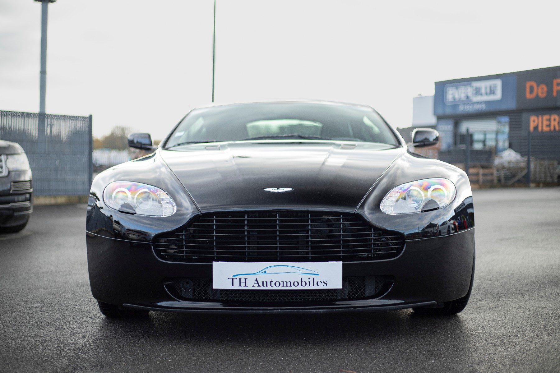 ASTON MARTIN VANTAGE - COUPE V8 SEQUENTIELLE