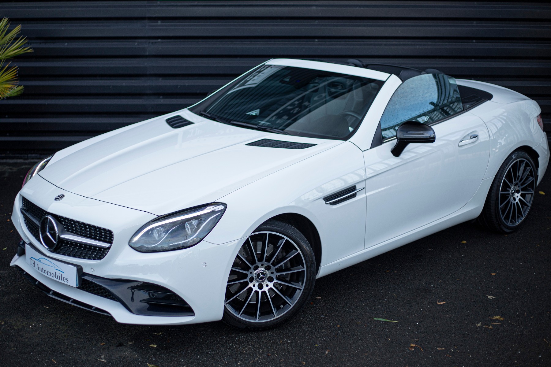 MERCEDES SLC 300 FASCINATION 9G-TRONIC AMG LINE