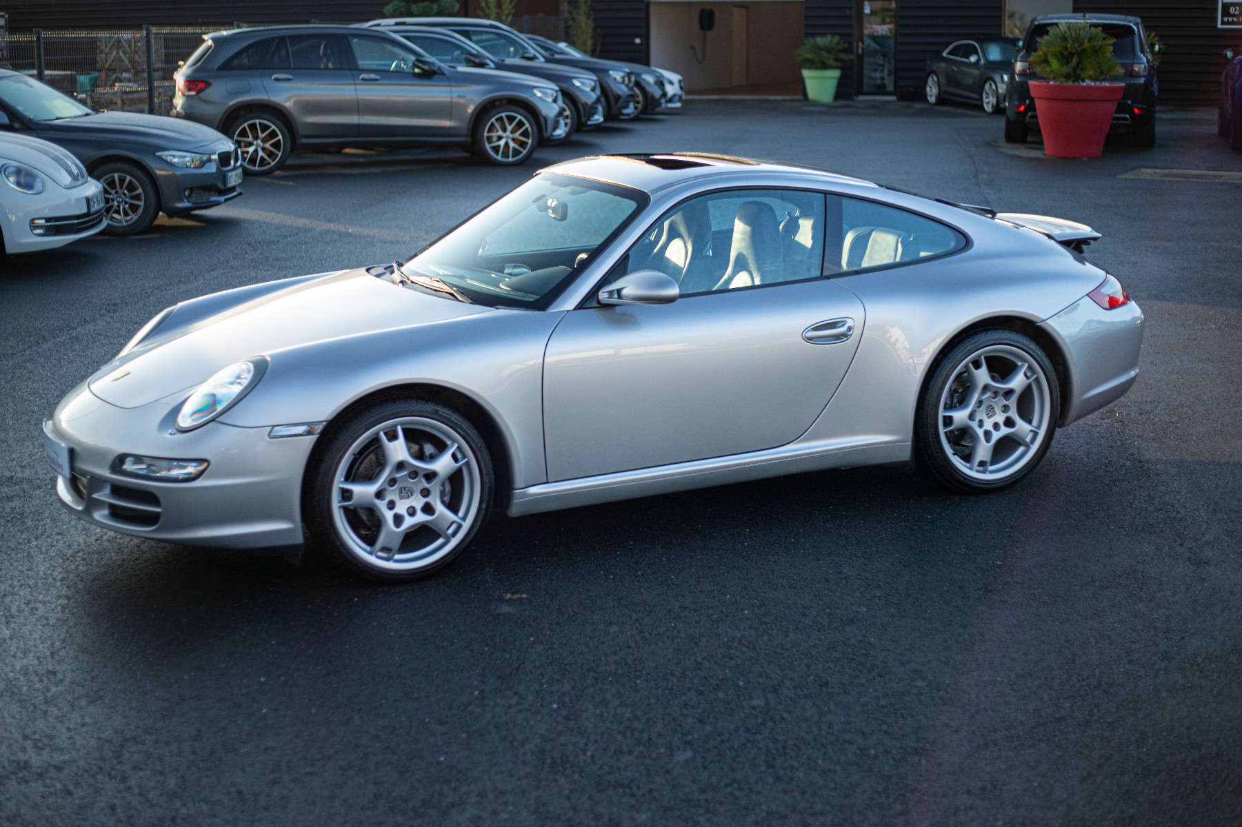 PORSCHE 911 (997) 3.6 325 CARRERA