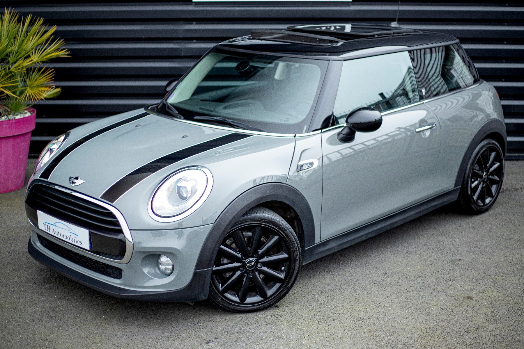 MINI III (F56) 1.5 COOPER 136 EDITION BLACKFRIARS