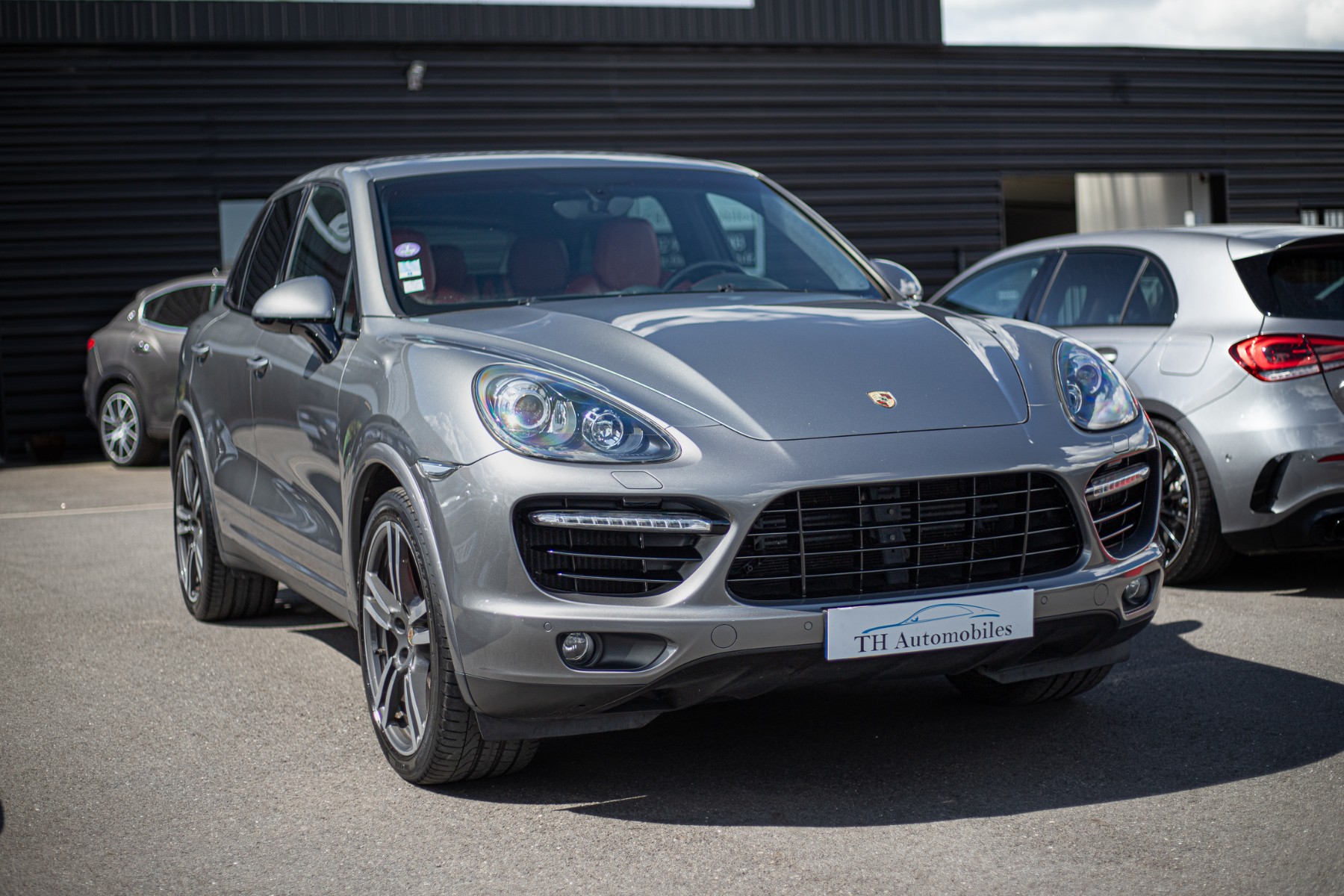 PORSCHE CAYENNE II 4.8 V8 TURBO 550 S TIPTRONIC