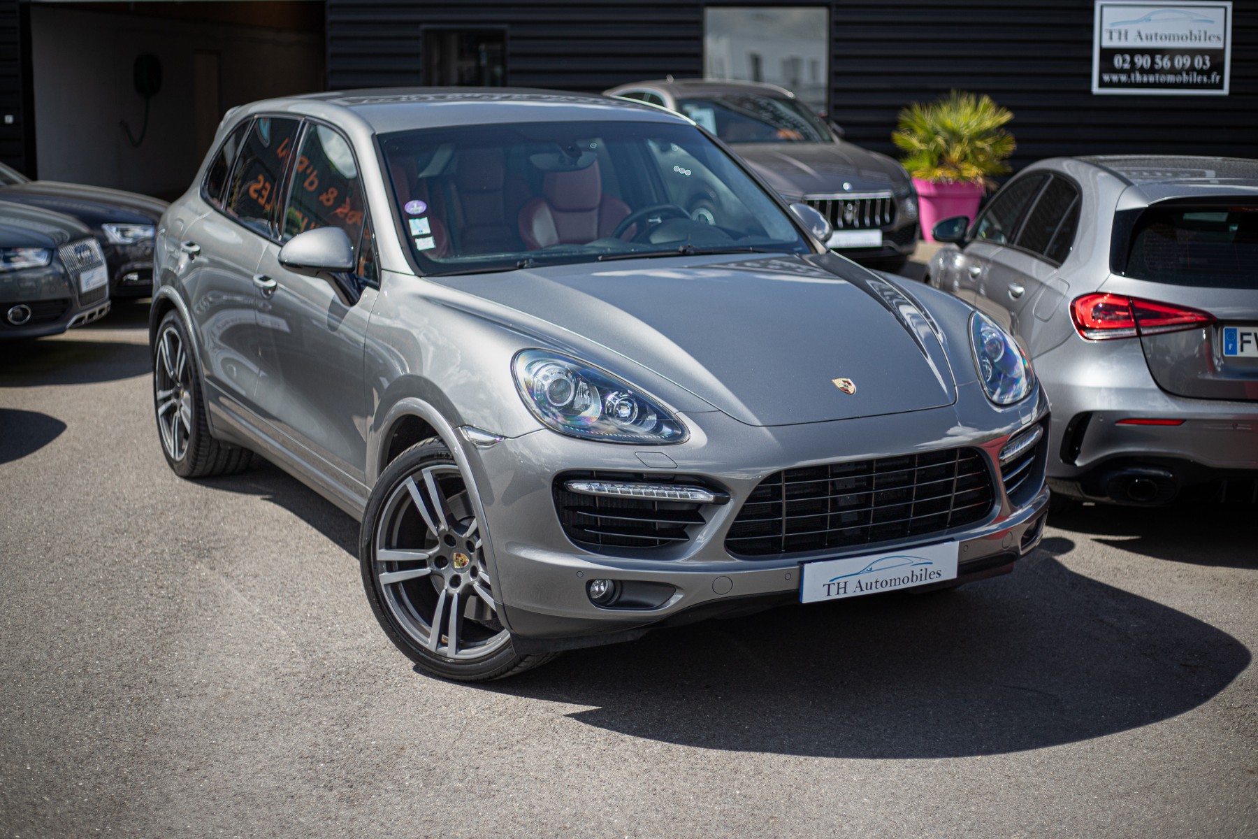 PORSCHE CAYENNE II 4.8 V8 TURBO 550 S TIPTRONIC