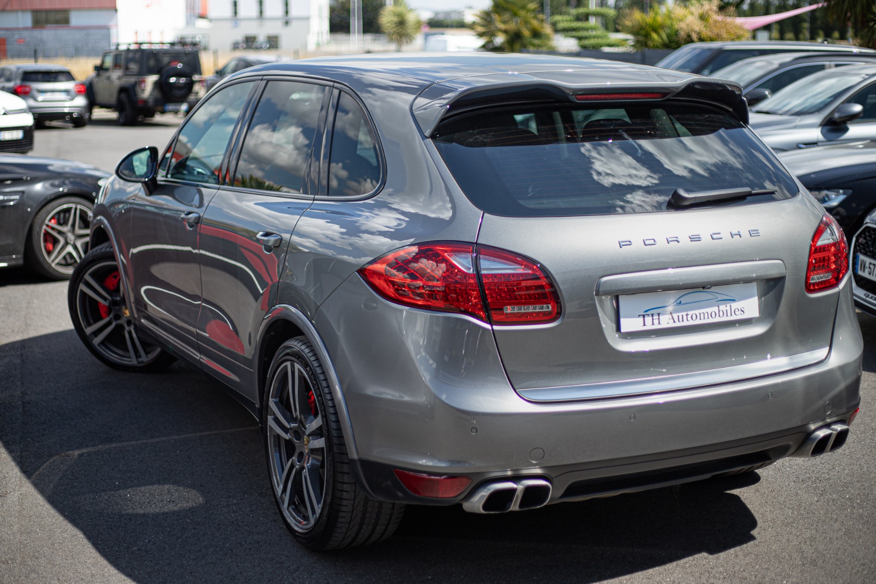 PORSCHE CAYENNE II 4.8 V8 TURBO 550 S TIPTRONIC