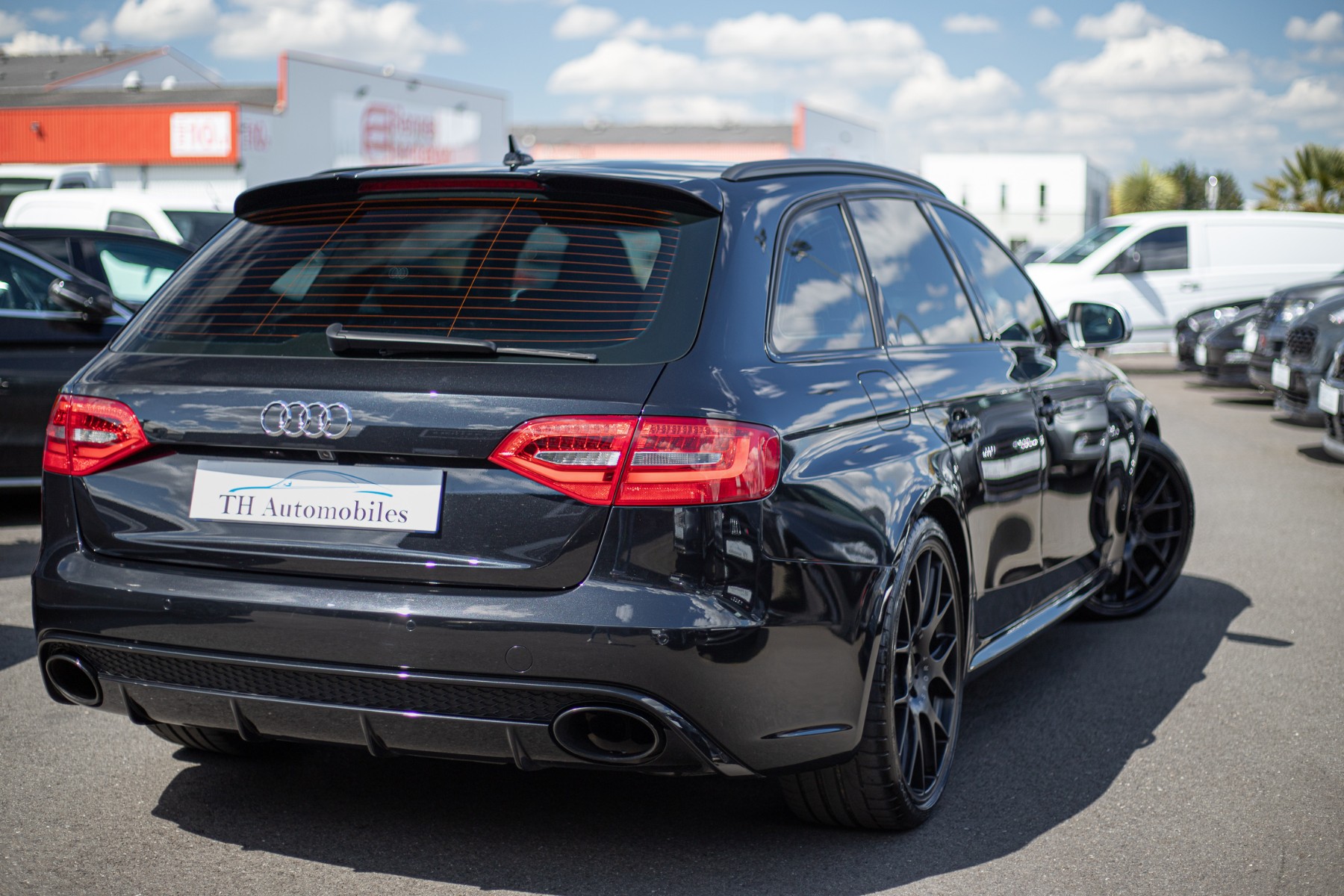 AUDI RS4 AVANT QUATTRO S TRONIC 7 V8 4.2 FSI 450