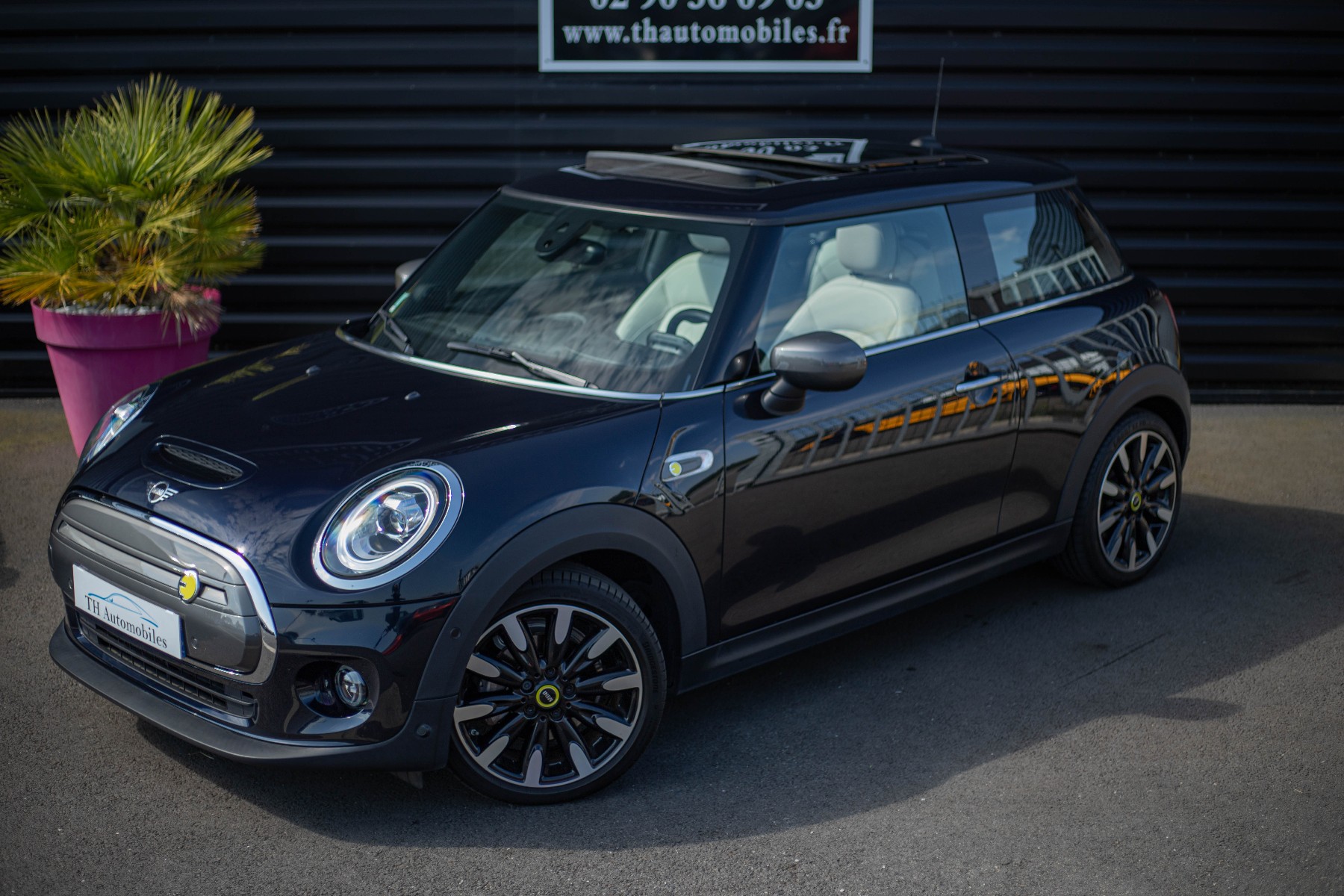 MINI MINI III (F56) 2.0 COOPER 184 SE FINITION YOURS BVA 32.6 KWH