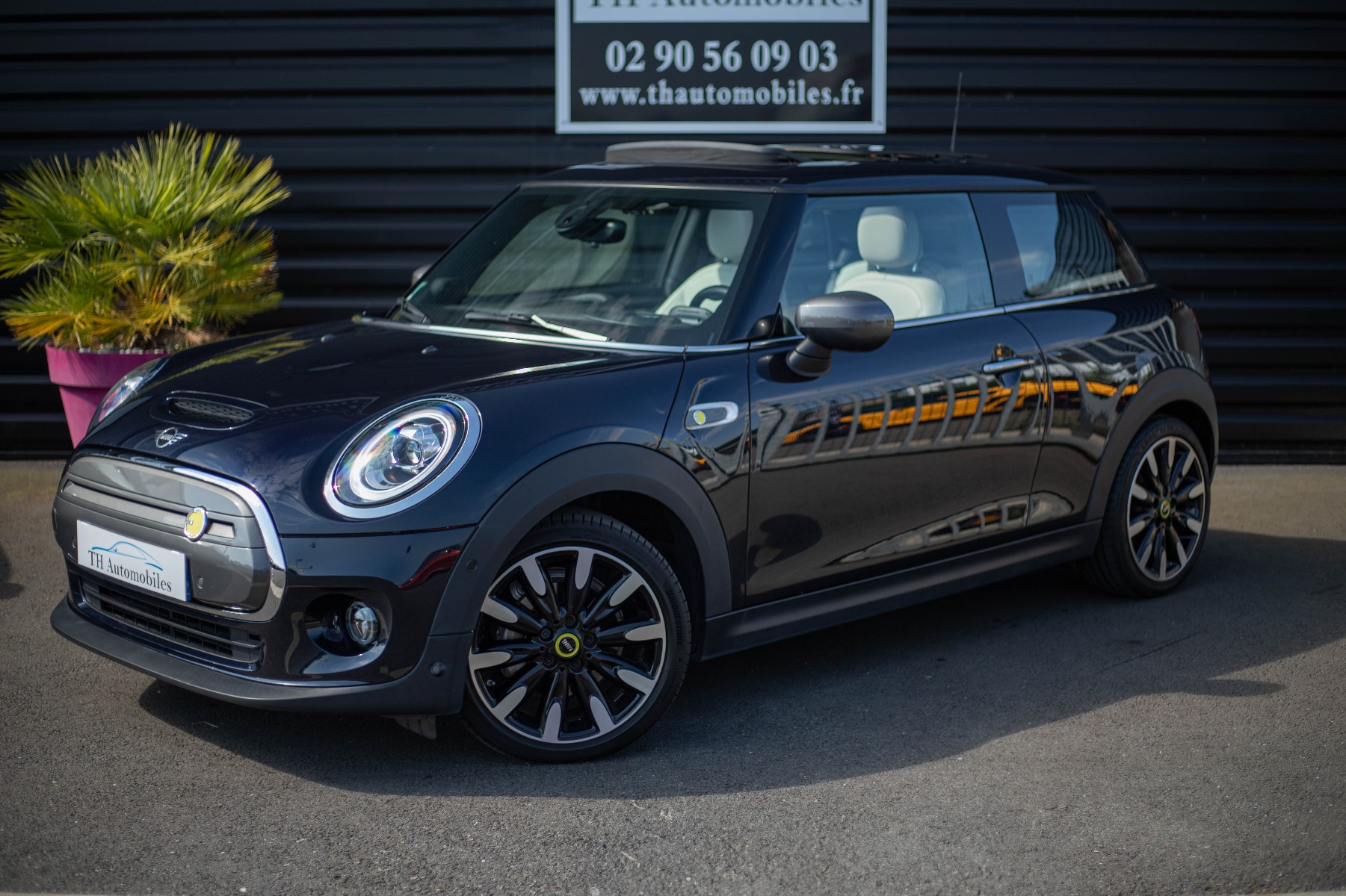 MINI MINI III (F56) 2.0 COOPER 184 SE FINITION YOURS BVA 32.6 KWH