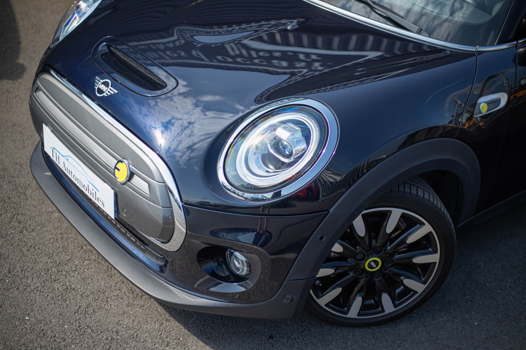 MINI MINI III (F56) 2.0 COOPER 184 SE FINITION YOURS BVA 32.6 KWH