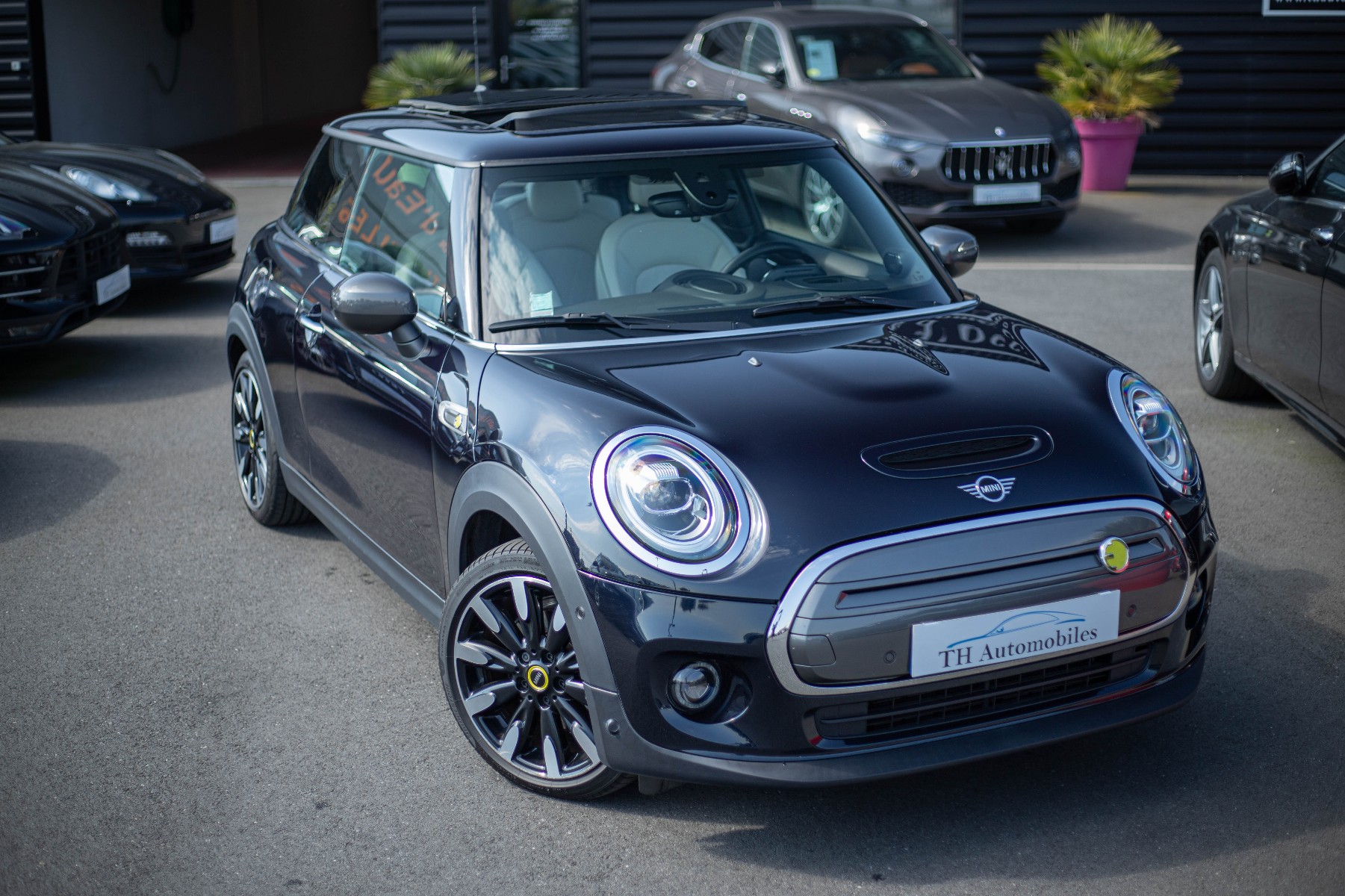 MINI MINI III (F56) 2.0 COOPER 184 SE FINITION YOURS BVA 32.6 KWH