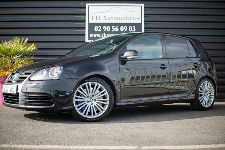 VOLKSWAGEN GOLF V R32 3.2 V6 FSI 250 4MOTION 5P