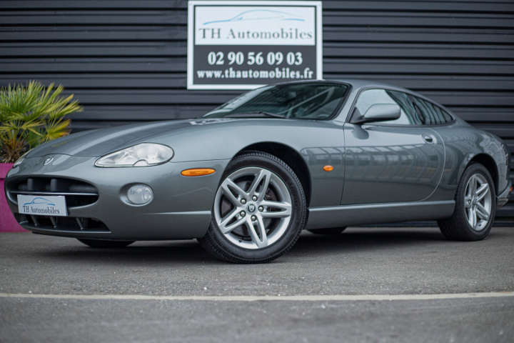 JAGUAR XK8 COUPE 4.2 V8 BVA